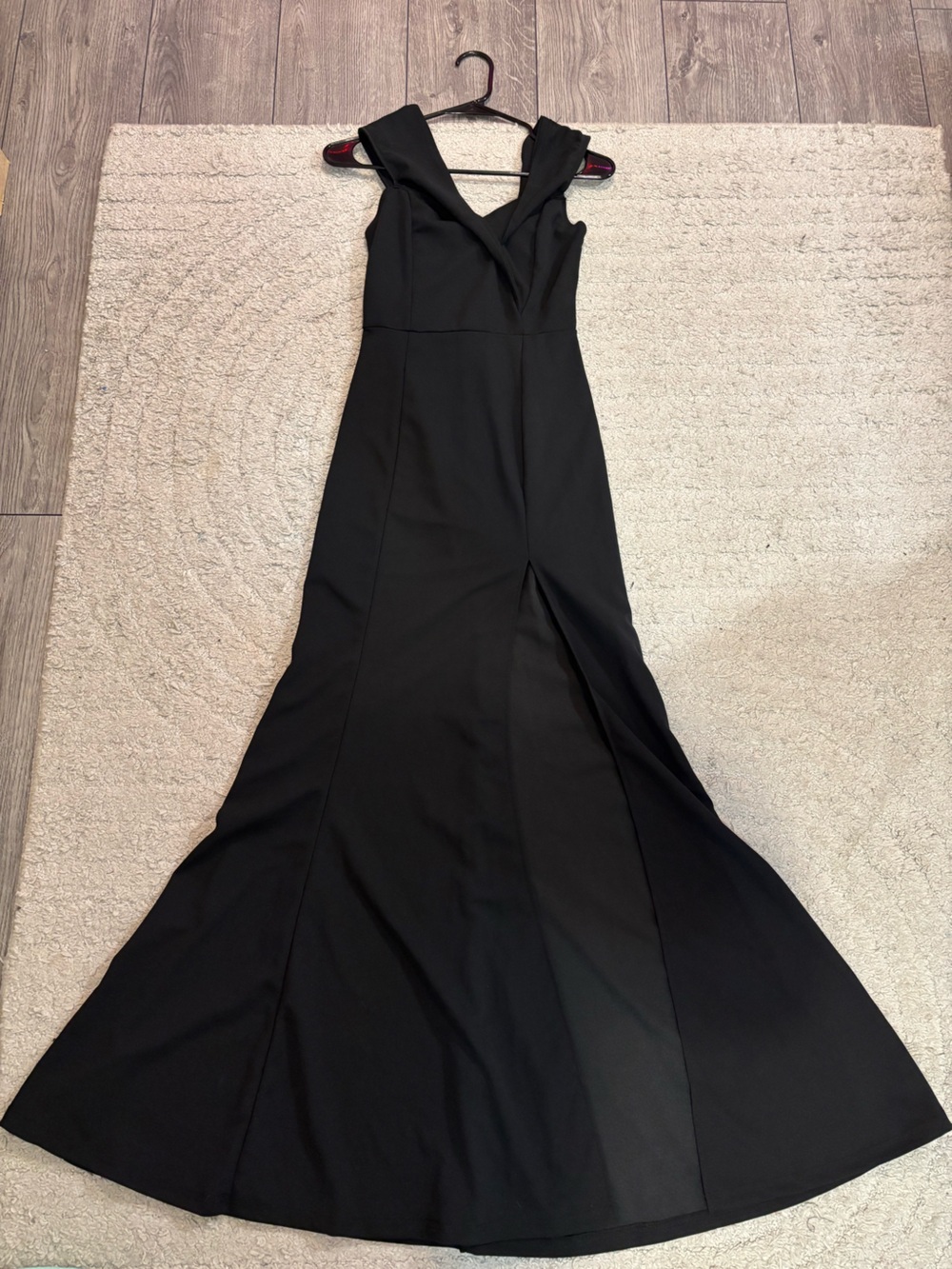 SHEIN Black V-Neck Mermaid Prom Dress